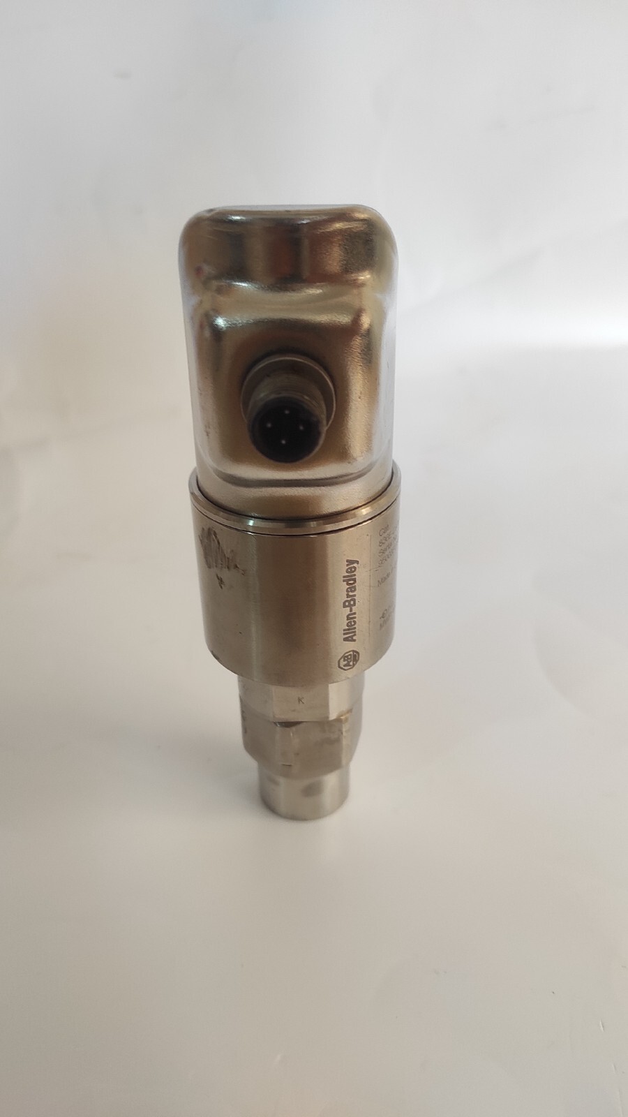 admin/uploads/uploads/Allen Bradley 836e-da1en1-d4 - 836E-DA1EN1-D4 Solid State Pressure Switch_1.webp